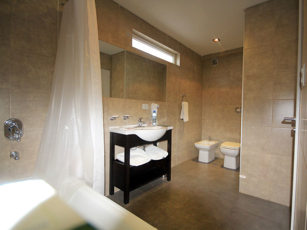 Hotel Neu 354 Неукен Экстерьер фото